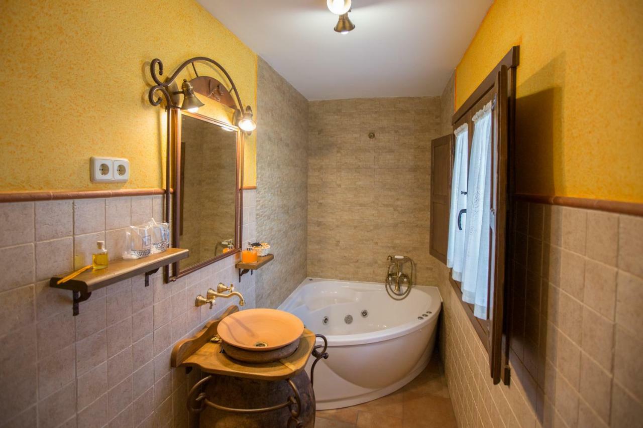 Apartamentos Rurales Señora Clara Arbancon Exterior foto